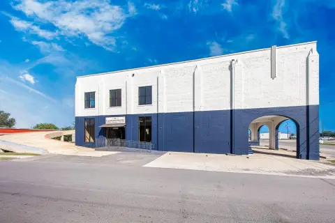 Refreshed Landmark Building in Thibodaux