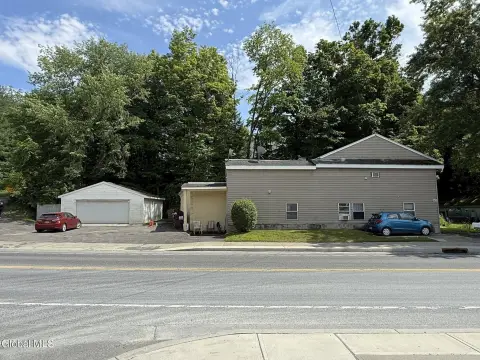 Cash-Flowing Triplex with Garage