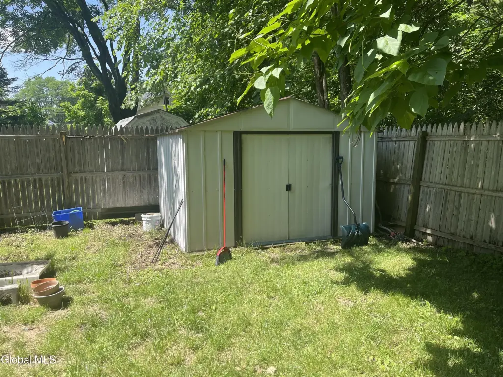 Picture 43