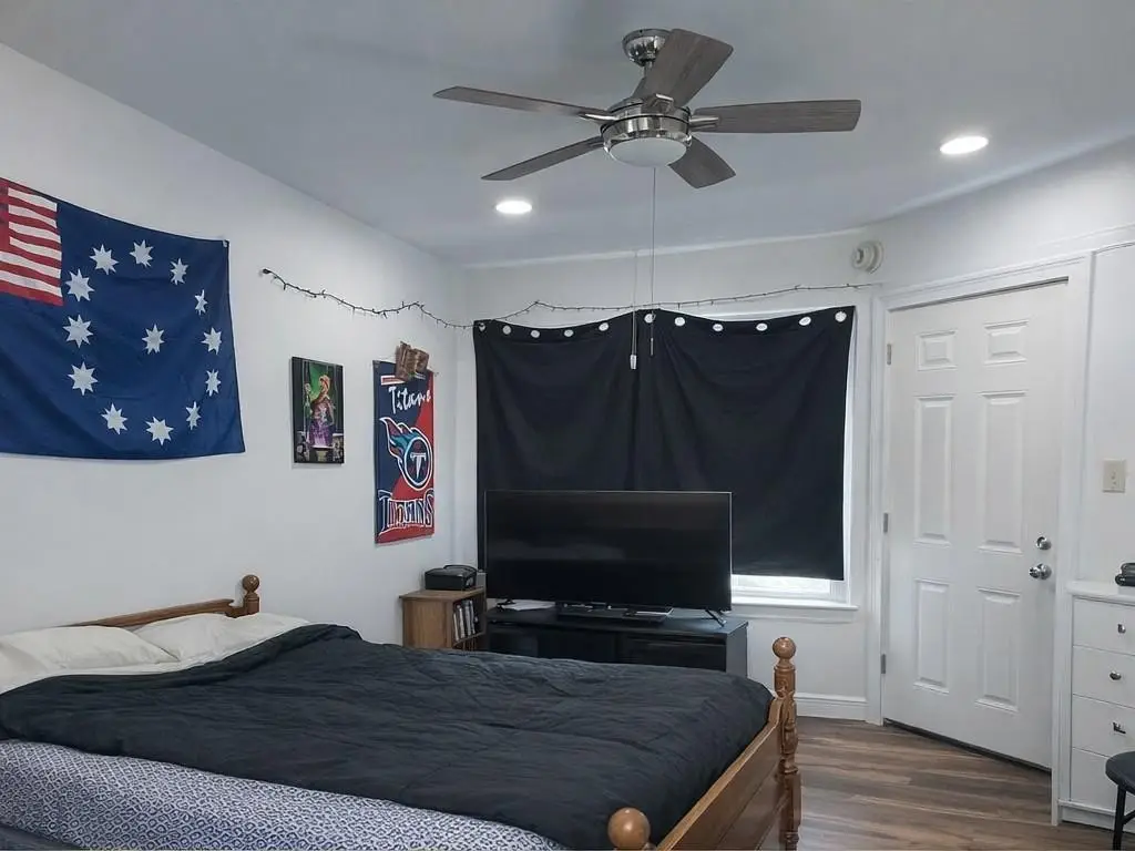 Picture 12