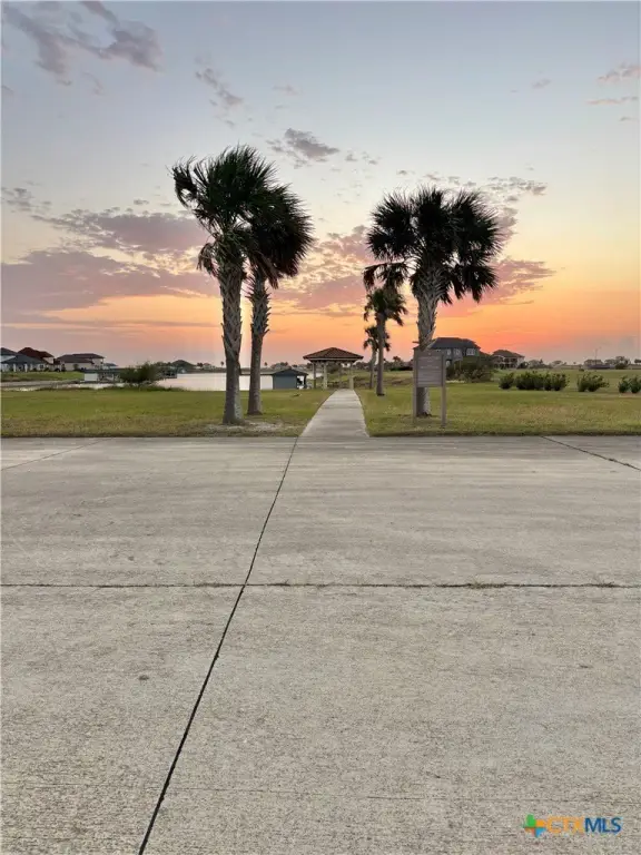 Picture 19