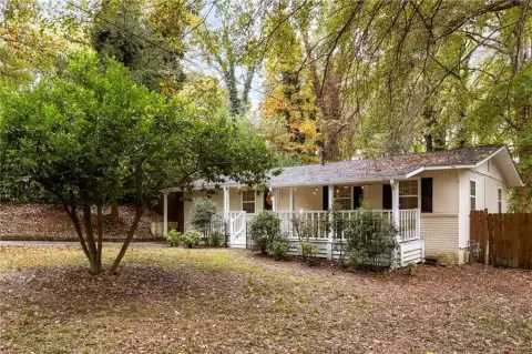 Charming Ranch Home Near Downtown