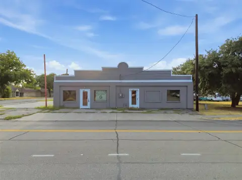 Retail Space with Showroom