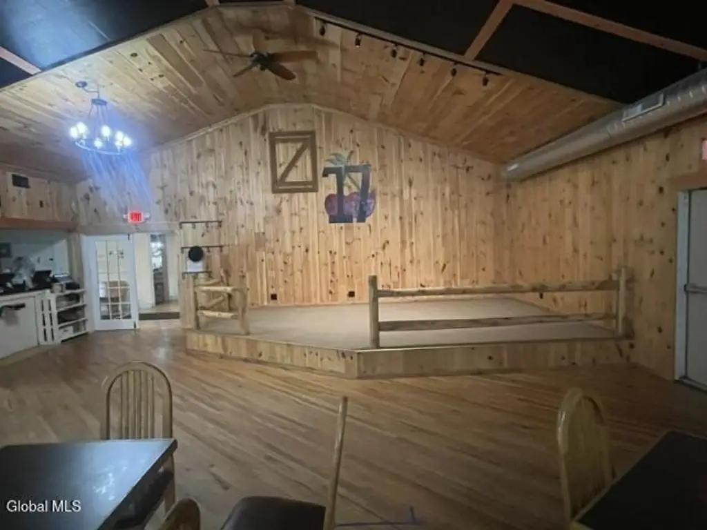 Picture 14