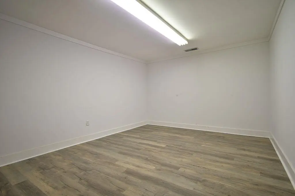 Picture 16