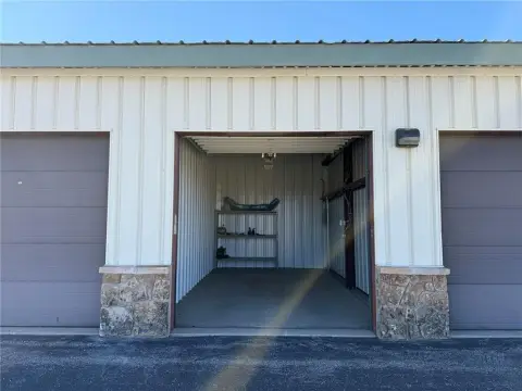 Hayden Airport Garage for Sale
