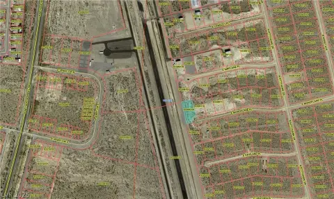 Pahrump Vacant Lot Near Runway