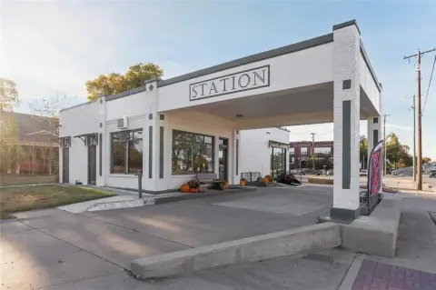 Boutique Coffee & Sandwich Shop