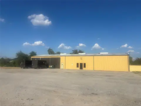 Industrial Flex Building