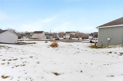 Residential Lot in Growing Neighborhood