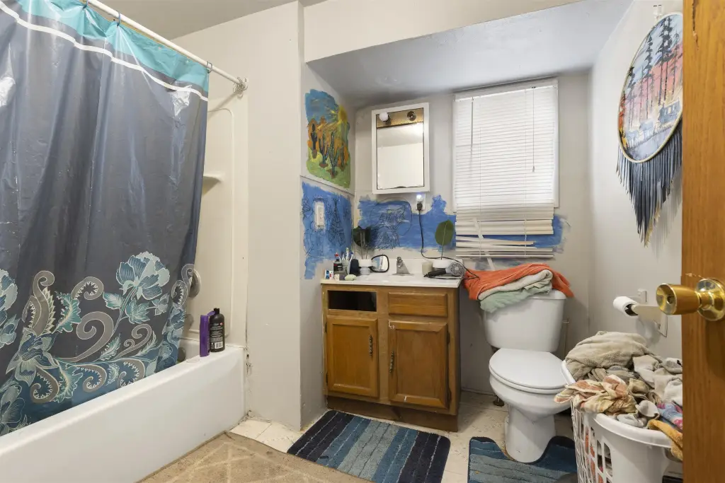 Picture 7
