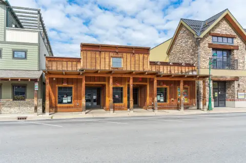 Storefront Property with Commercial Kitchen