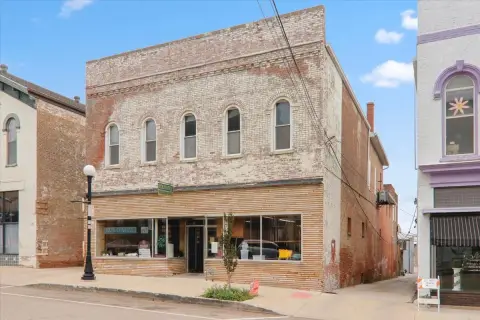 Picture of Mixed-use properties at 107 W Monroe Street, Bloomington, IL