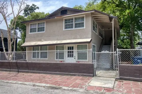 Picture of Duplexes at 206 E IDA Street, Tampa, FL