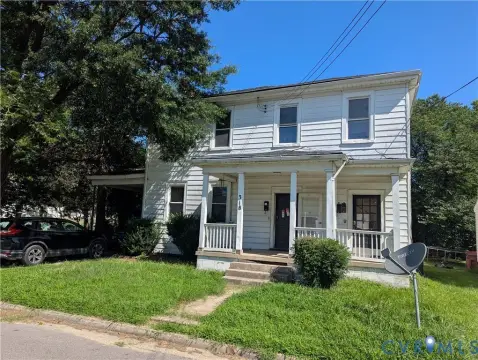 Picture of Triplexes at 318 E Westover Avenue, Colonial Heights, VA