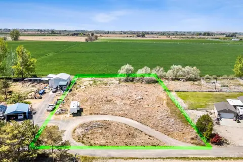 Picture of Residential land & home lots at 3755 N 2381 E, Filer, ID