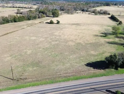 Lovelady Acreage on Highway 19