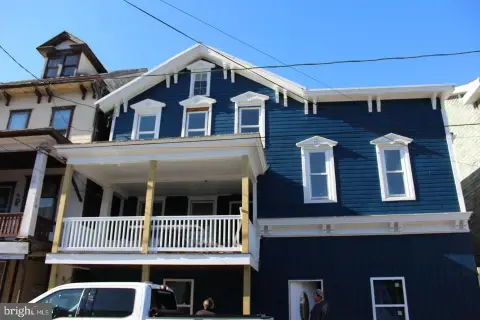 Quadplex with Off-Street Parking