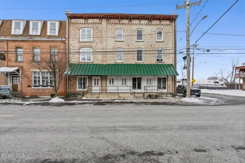 Picture 4