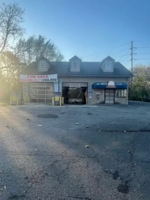 Automatic Touchless Car Wash Facility