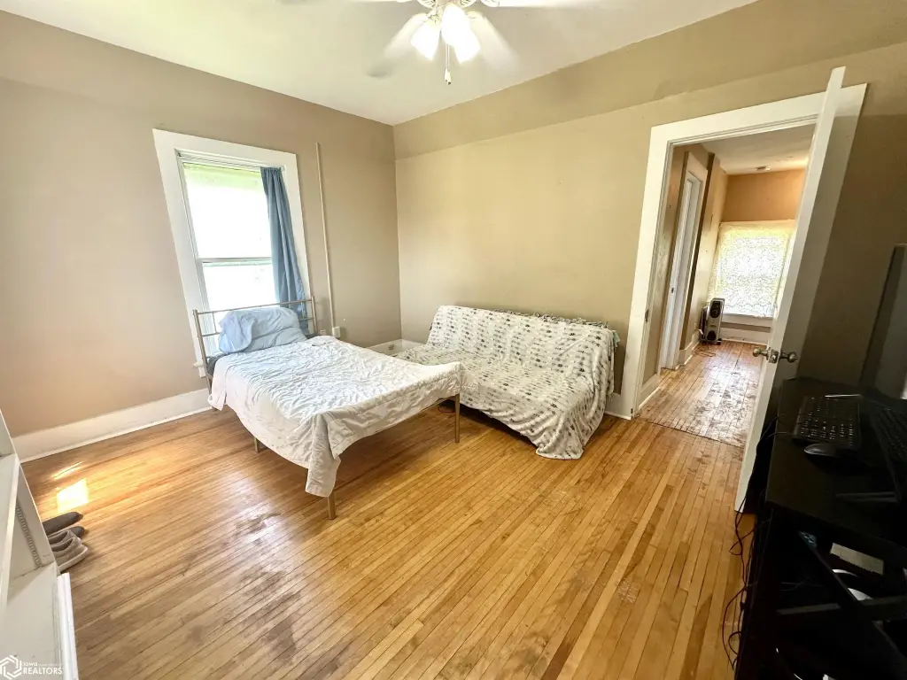 Picture 16