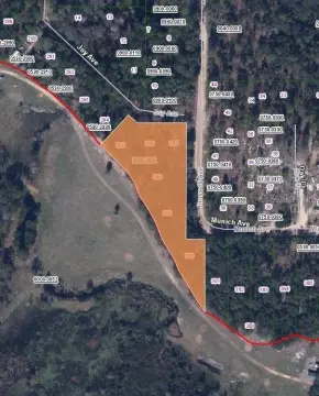 Residential Land in Interlachen, FL