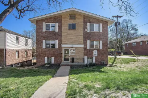 Dundee Place Apartments Investment Opportunity