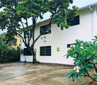 Lake Worth Triplex Near Beach