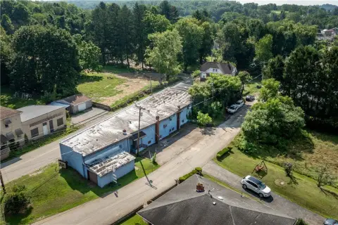 Mixed-Use Property with Live/Work Space