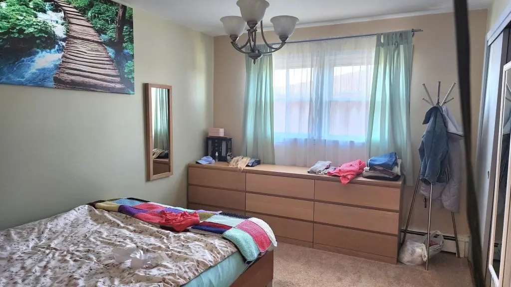 Picture 10