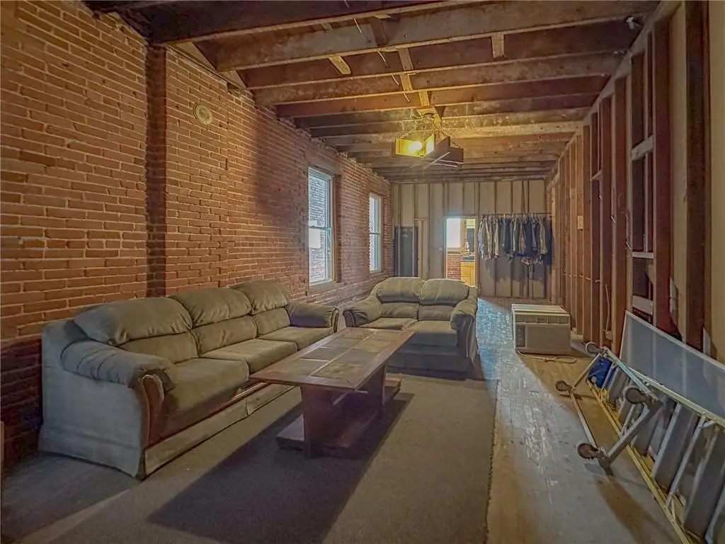 Picture 19
