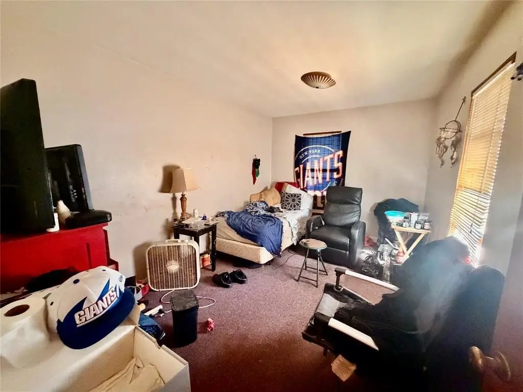 Picture 19