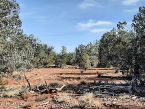 Seligman, AZ Off-Grid Land