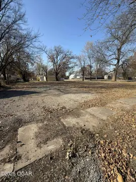 Picture of Land at N Delaware Ave 325, Columbus, KS