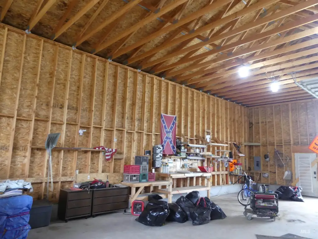Picture 33