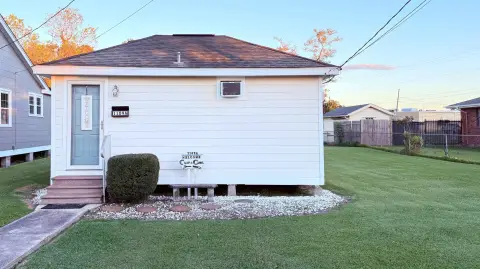 Turnkey Beauty Shop For Sale