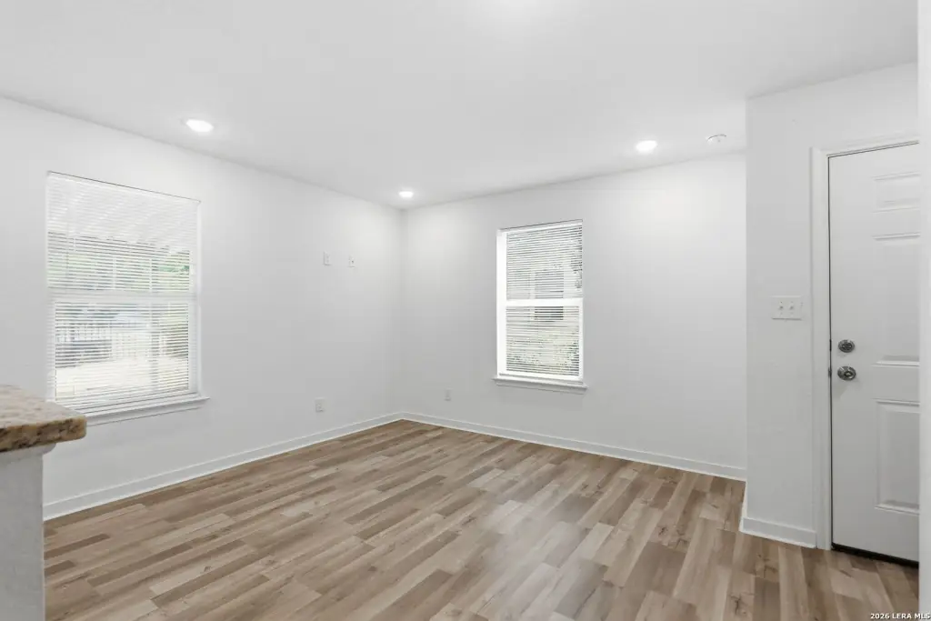 Picture 8