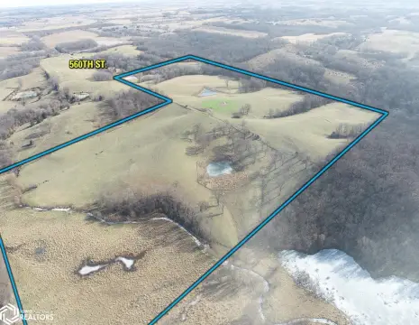 Versatile Combination Farm in Iowa