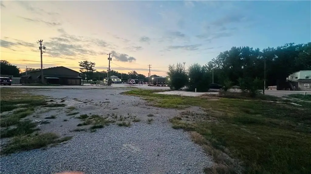Picture 4