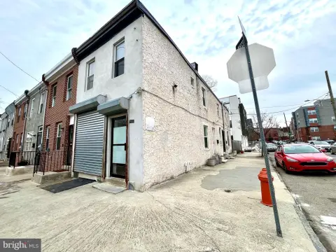 West Philadelphia Mixed-Use Duplex