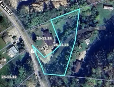 Residential Land in Harts, WV