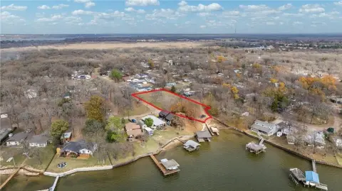 Waterfront Lots on Cedar Creek
