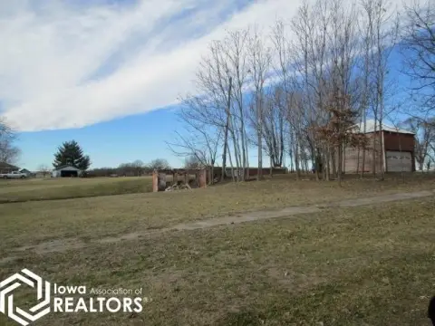 Full City Block in Iowa