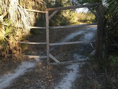 Spacious Residential Land in Wimauma