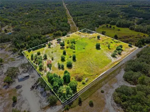 10-Acre Vacant Lot in Spring Hill