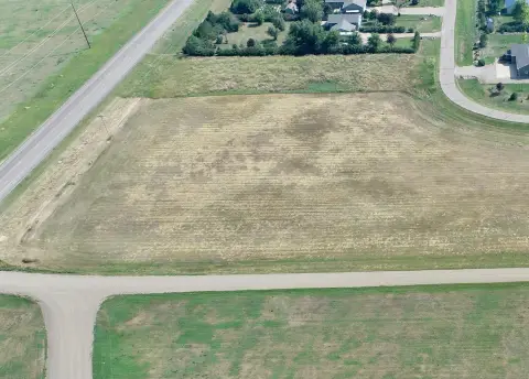 Subdividable Lot in Pierre, SD