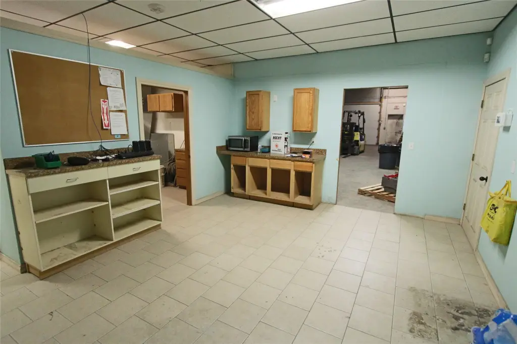 Picture 19