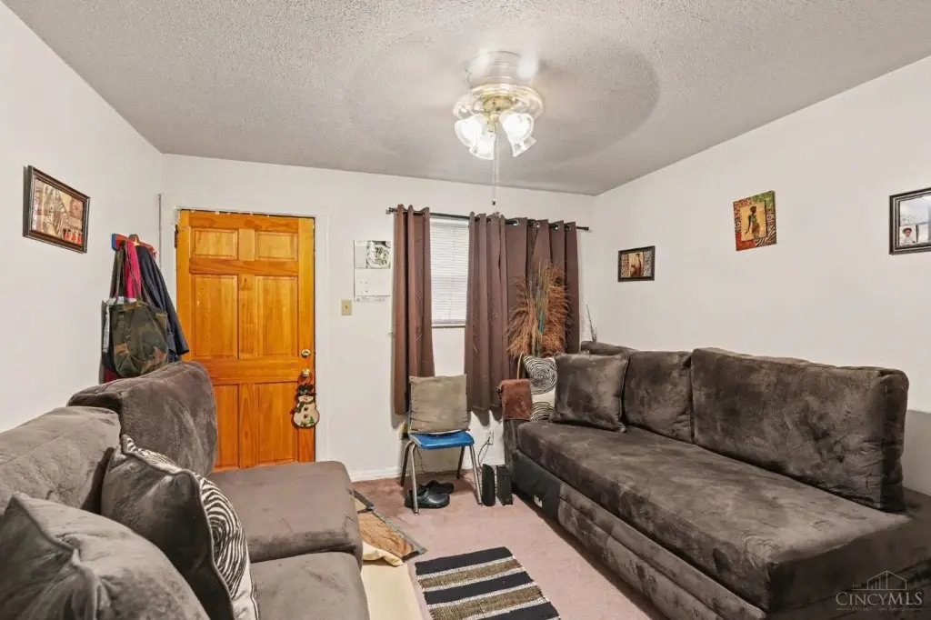 Picture 19