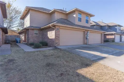 Edmond Duplex: Investment Opportunity