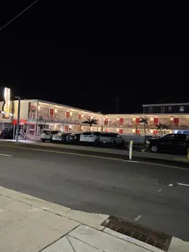 Wildwood Motel with Ocean Views